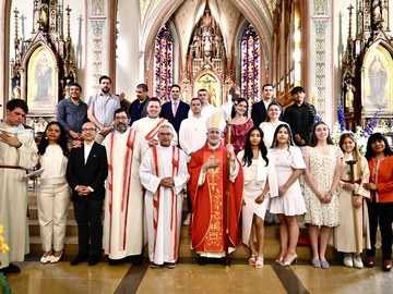 Confirmaciones de jóvenes y adultos